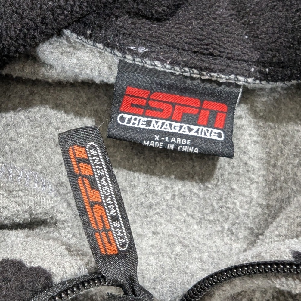 ESPN The Magazine Gray Fleece Pullover Sweater X-Large 1/4 Zip Long Sleeve - Picture 3 of 9
